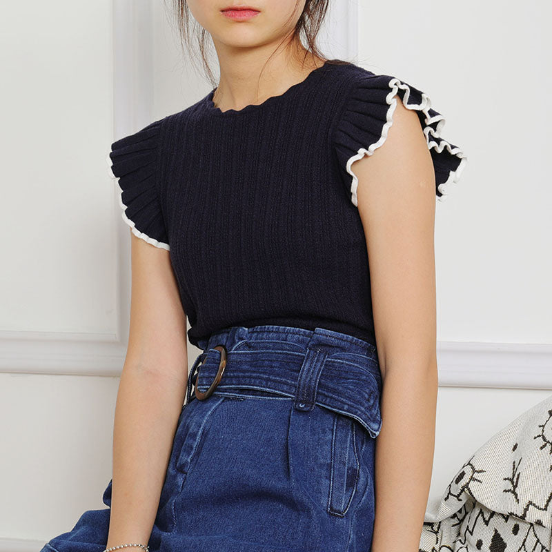 French retro Ruffle small flying sleeve round neck knit top
