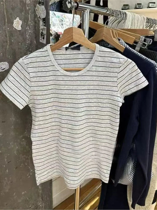 Vintage Striped Slim T-shirt Women Spring New Round Neck Cotton Short Sleeve Tee Shirts Female Cute Preppy Style Y2K T shirts