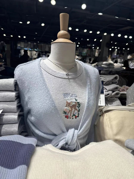 New Cute Little Deer Flowers Embroidery T-shirt Woman O-Neck Slim Short Sleeve Cotton Tees Tops Spring Casual Sweet Y2K Tshirts
