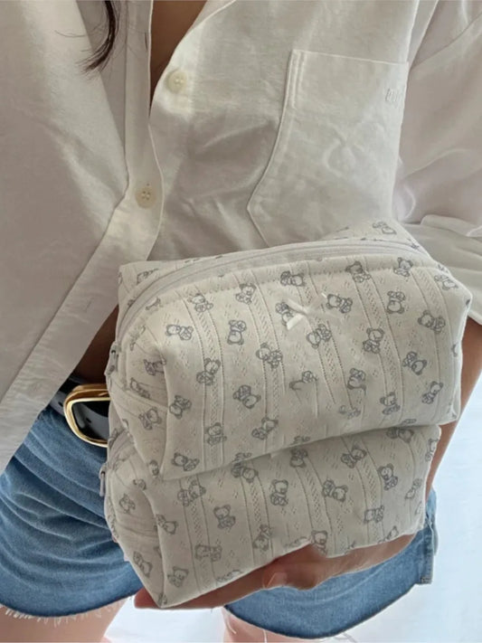 Sweet Little Bear Makeup Bag Women New Simple Zipper Student Pencil Bag Femme Casual Chic Cute High Quality Mini Bags Y2K