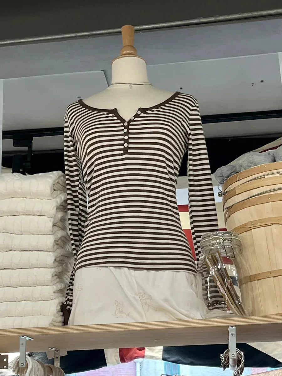 New Buttons Ribbed Slim Long Sleeve T-shirts Women Autumn O-Neck Cotton Tshirts Tops Female Simple Basic Tees Shirt Y2K Clothes