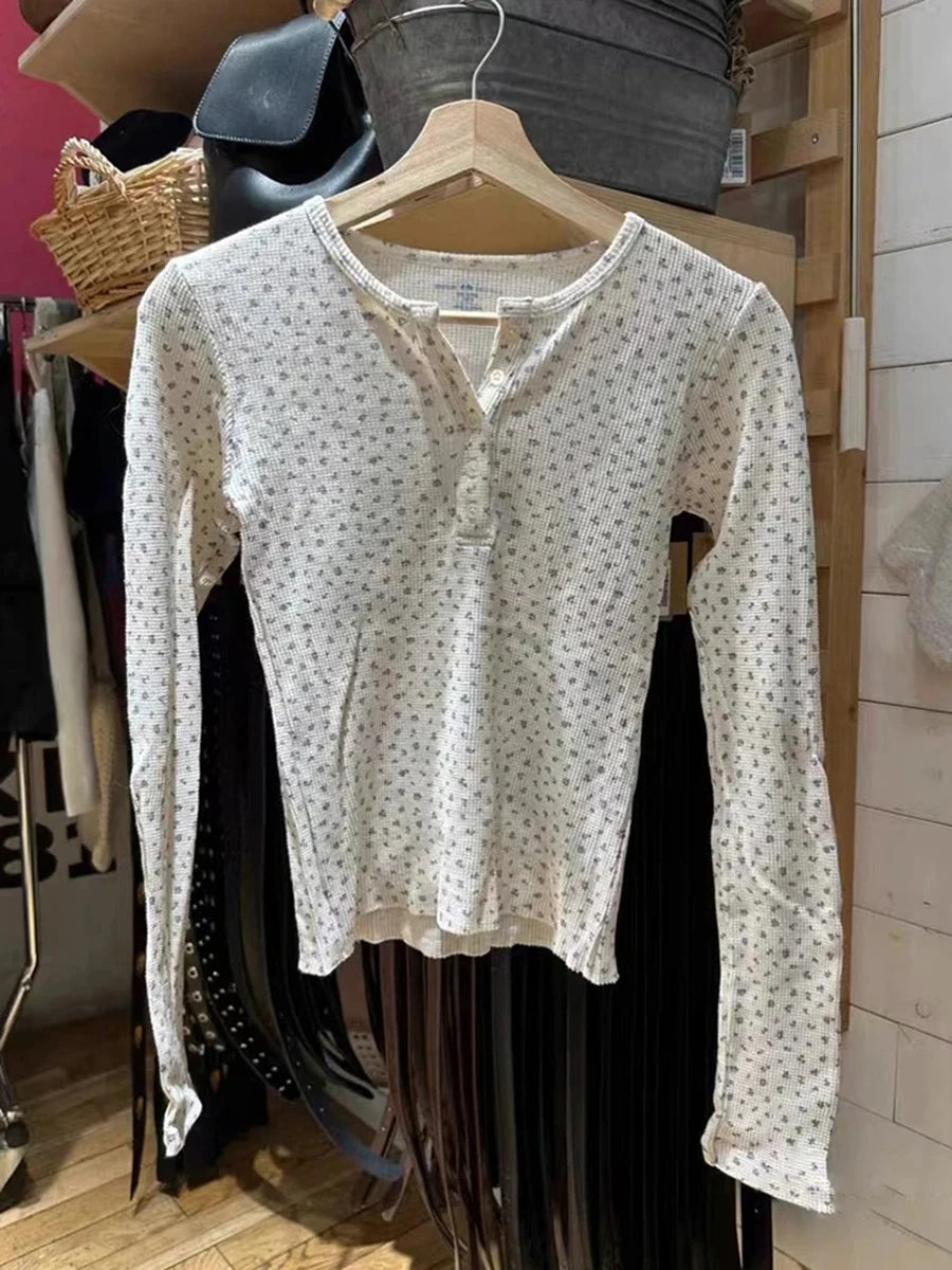 Sweet Waffle Floral Print O-neck T-shirts Women Spring Five Buttons Slim Streetwear Casual Long Sleeve Tees Vintage Cute Y2K Top