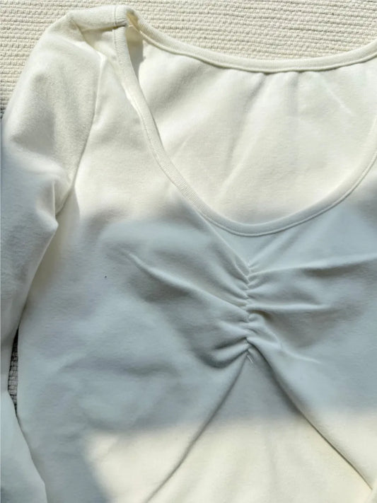 White Sexy Folds Long Sleeve Crop Top Women New Crew Neck Cotton Slim Simple Basic T-shirts Female Sweet Chic Cropped Tees Tops
