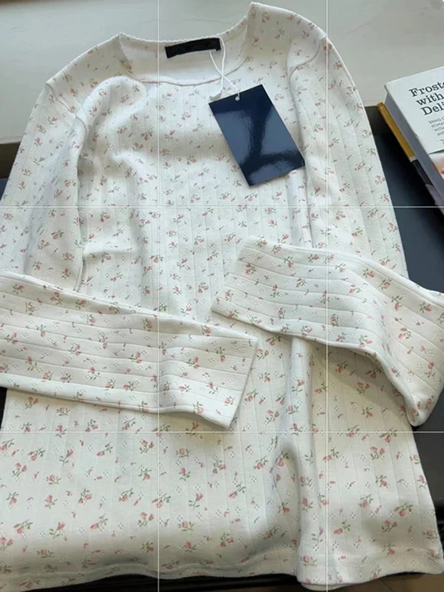 Sweet Hollow Out Floral Print T-shirts Women Autumn Cotton Soft Slim O-neck Long Sleeve Tops Simple Vintage Cute Y2K Tee