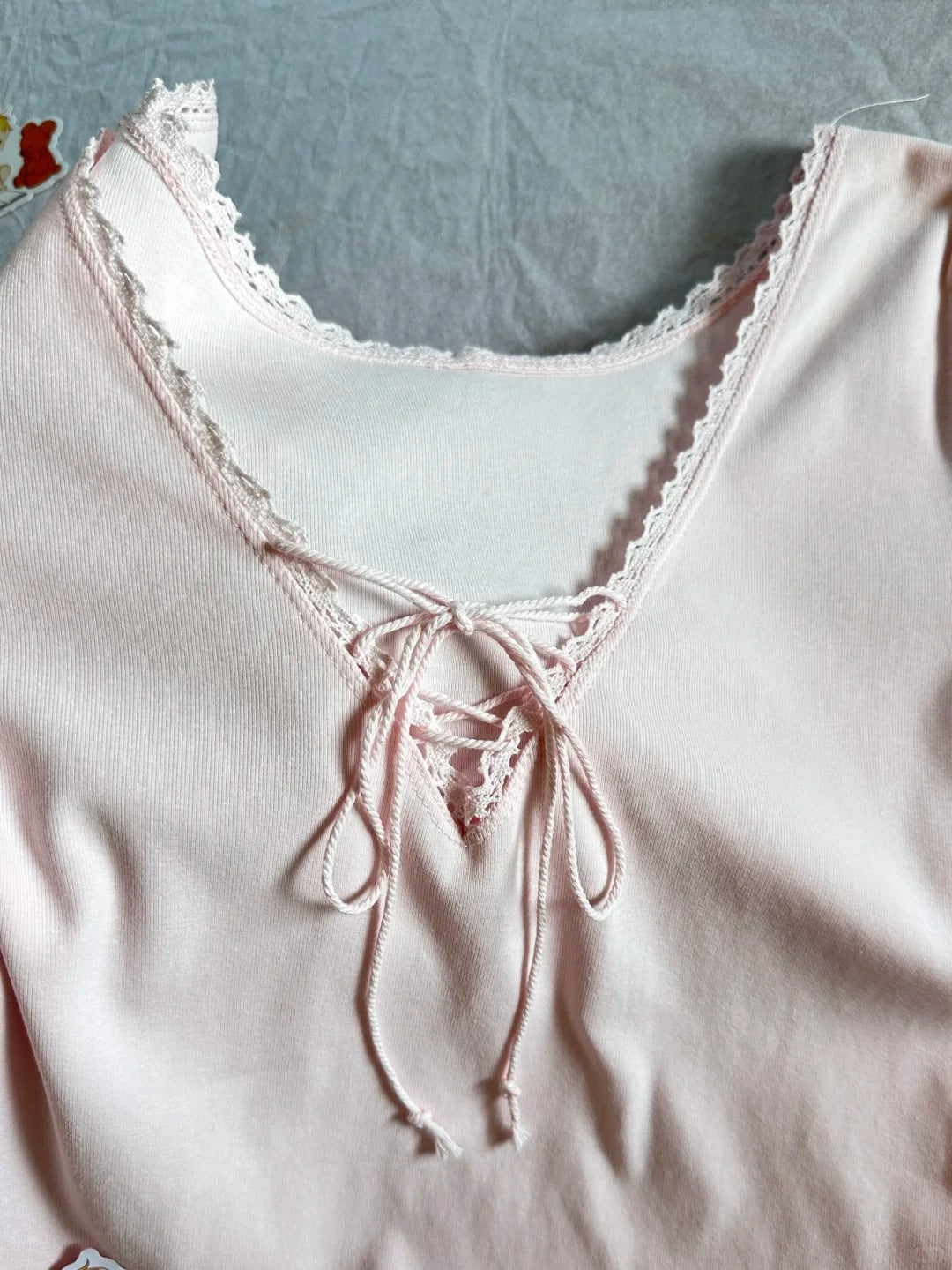 Lace Trim V-neck Short Sleeve Tees