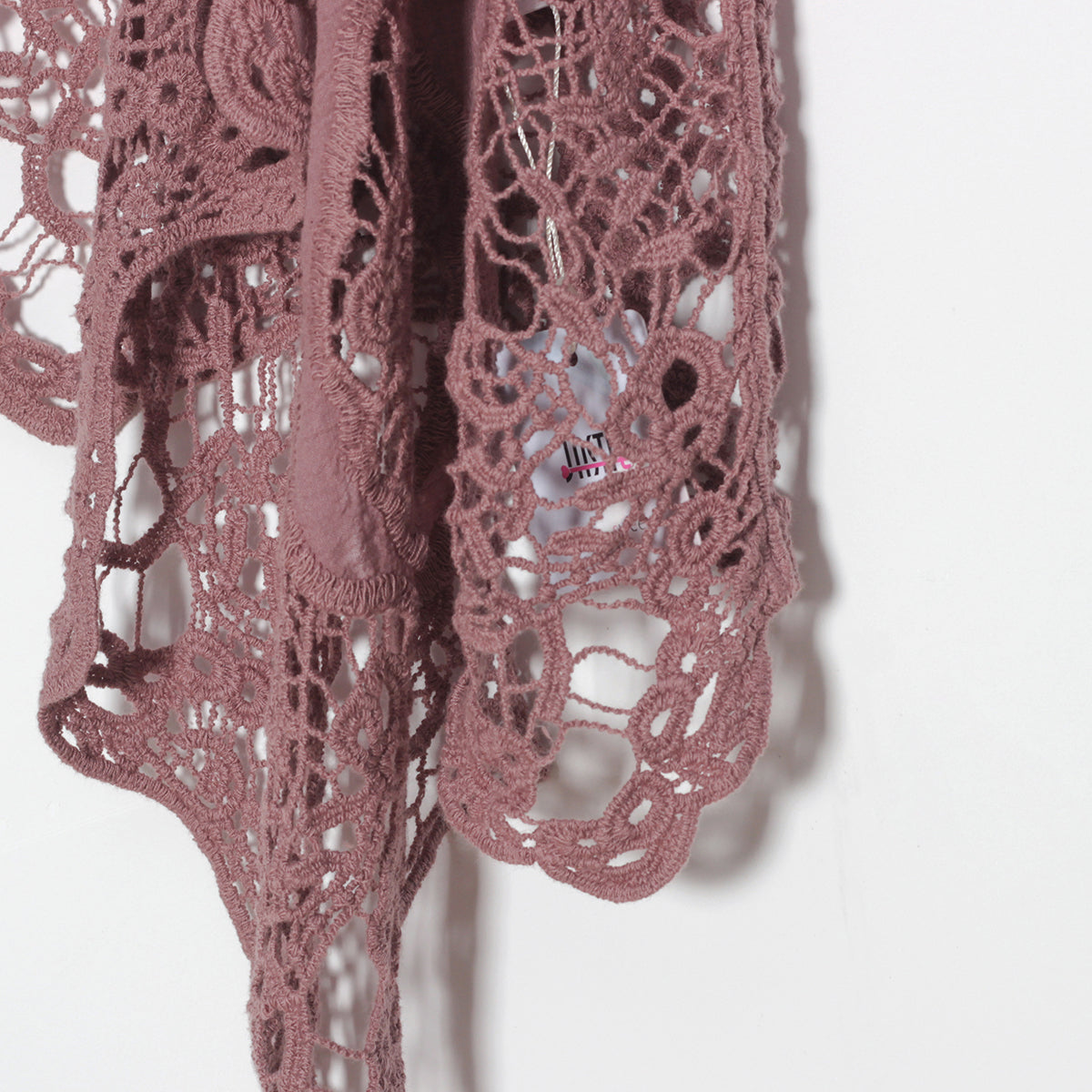 Haut cache-cœur en crochet avec patchs hippies et froncés Twilight