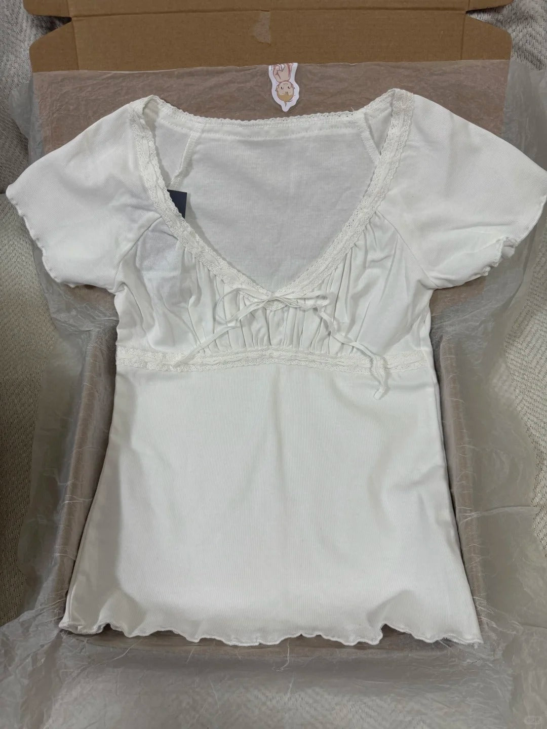 Jastie Lace Trim Fungus Slim T-shirts Women