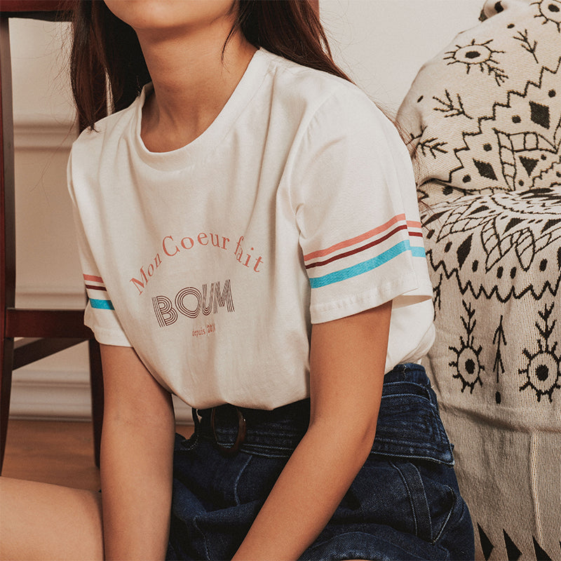 White letter short sleeves