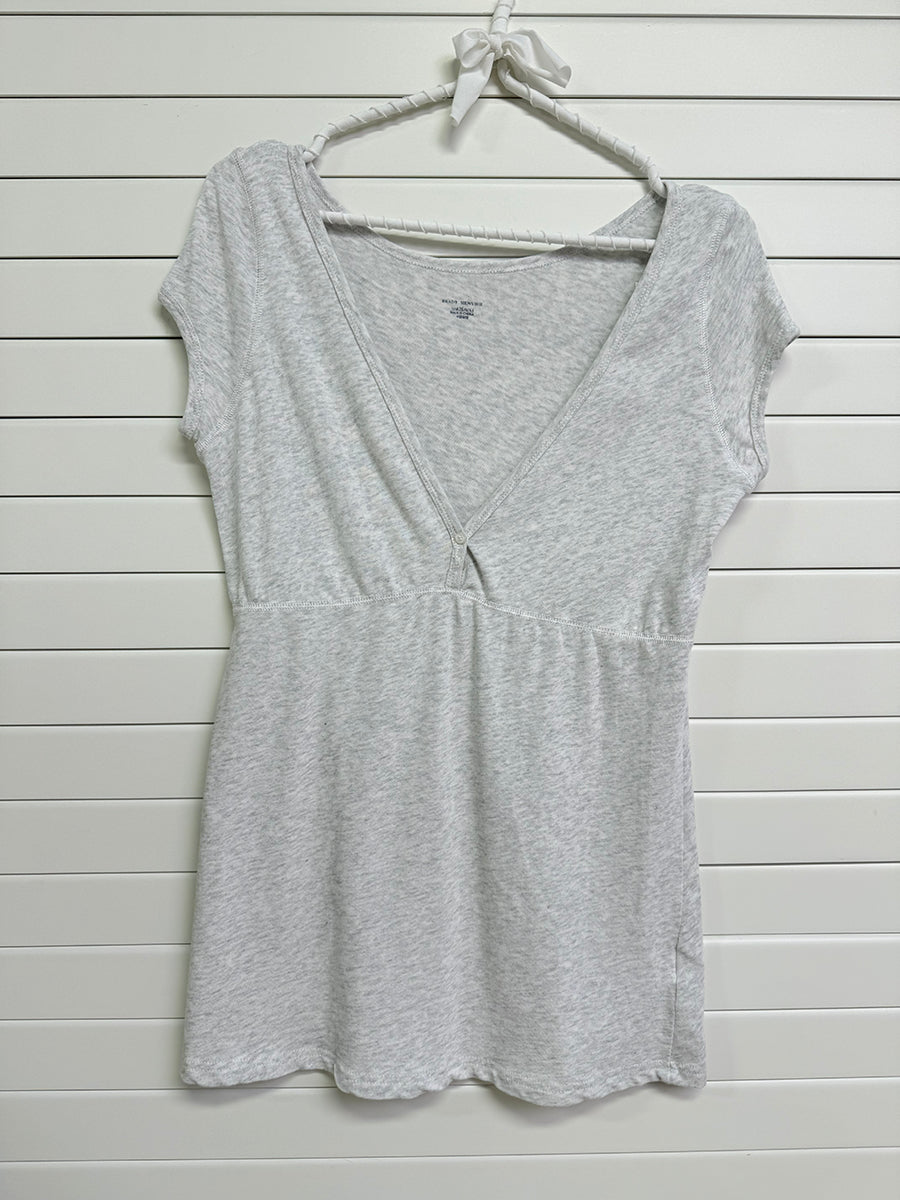 Solid V-neck Buttons T-shirts