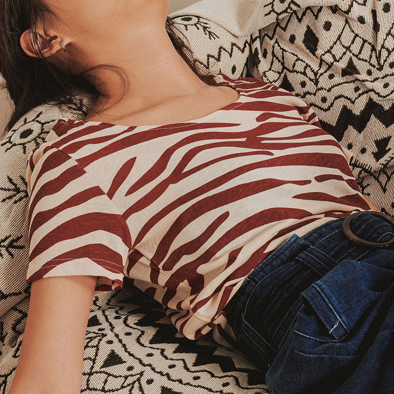 Red stripe round neck women T-shirt