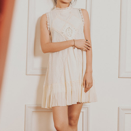Embroidered hollow out French sleeveless dress women