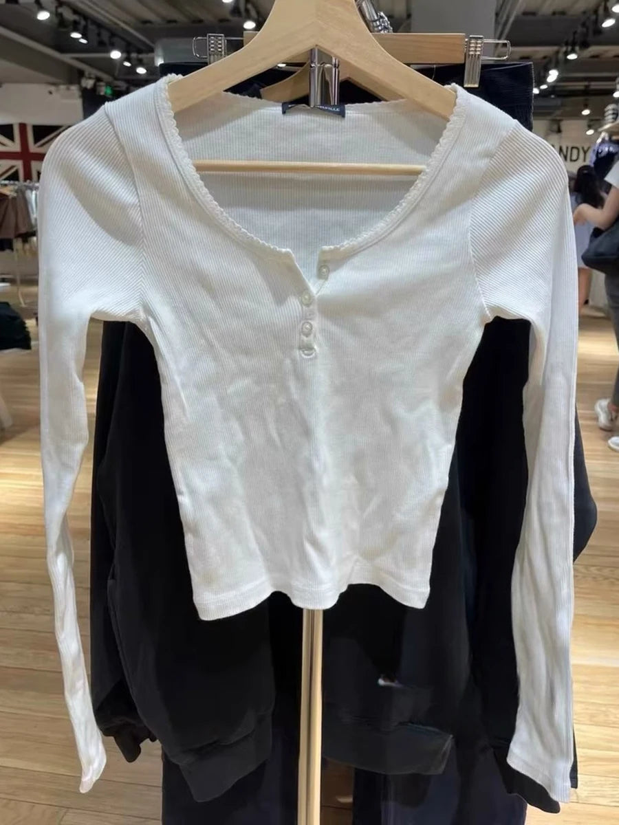 Sweet White Ribbed Button Long Sleeve Tees Women Streetwear Elegant Slim O-neck Cotton Tops Femme Vintage Cute Chic T-shirts Y2K