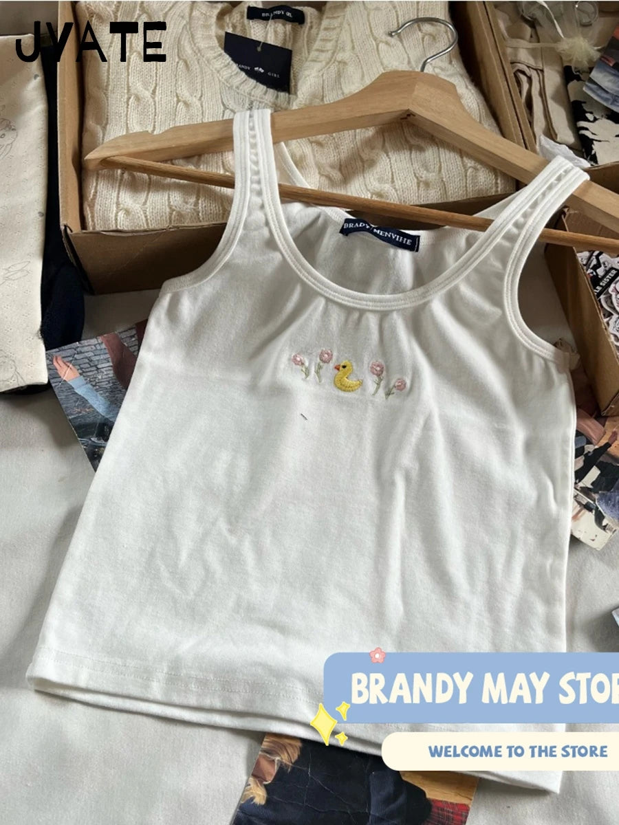Cute Duck Daisy Embroidery U-neck Tank Tops Women New Cotton Casual Preppy Style Sleeveless Vest Sweet Vintage Chic Camisole Y2K