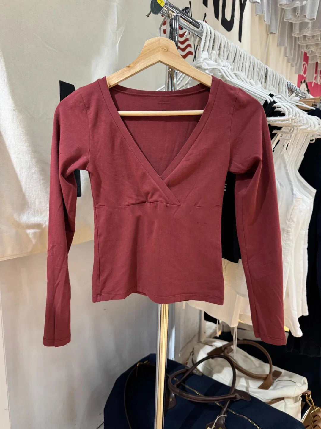 Sexy Red V-neck T-shirts Women Autumn New Streetwear Casual Cotton Slim Long Sleeve Tees Fashion Chic Vintage T Shirt Y2K Tops