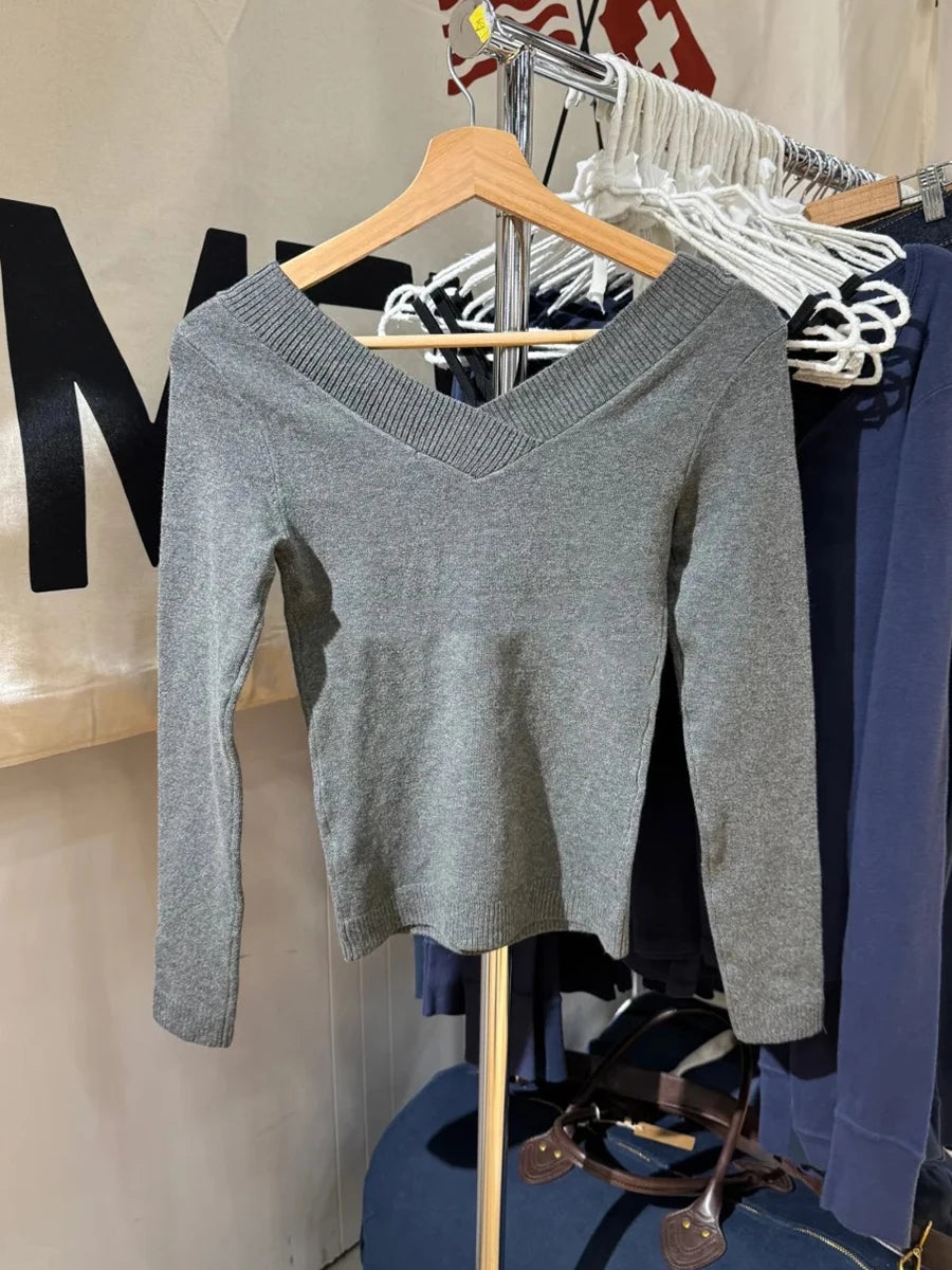 Gray Slim Knitted Long Sleeve Tees Women Autumn Cotton Simple Sexy V-neck Crop T-shirts Vintage Sweet All-match Tops Pullover