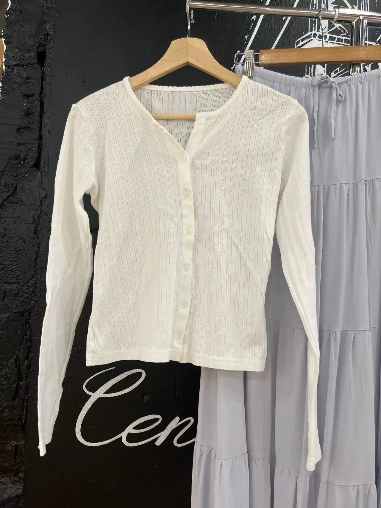 Sweet Pink Eyelet Slim T-shirt Women New O-neck Single Breasted Cotton Soft Long Sleeve Tee Shirts Cute Preppy Style Basic Tops