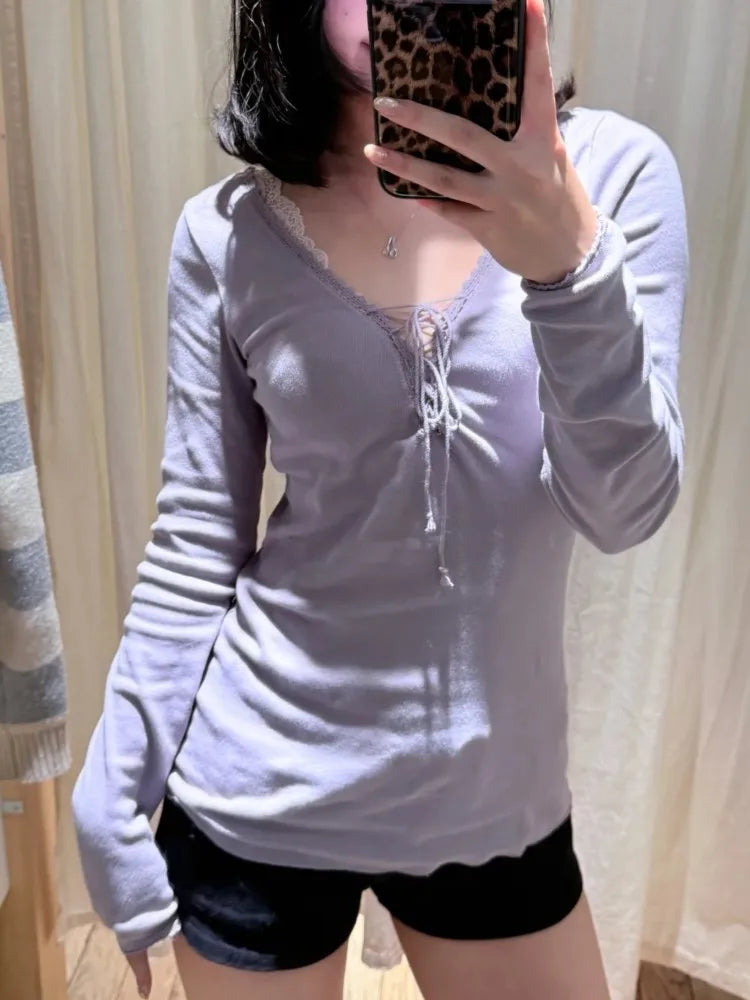 Purple Lace Trim V-neck T-shirts Women Spring Streetwear Chic Cotton Lace-up Long Sleeve Tees Sweet Cute Preppy Style Tshirt Y2K