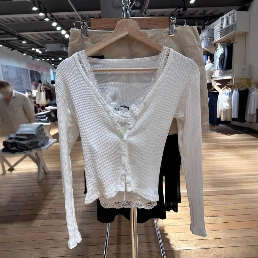 Hollow Out V-Neck White T-shirt Women New Simple Basic Single Breasted Cotton Slim Long Sleeve Tees Chic Sweet Tshirt Y2K Tops