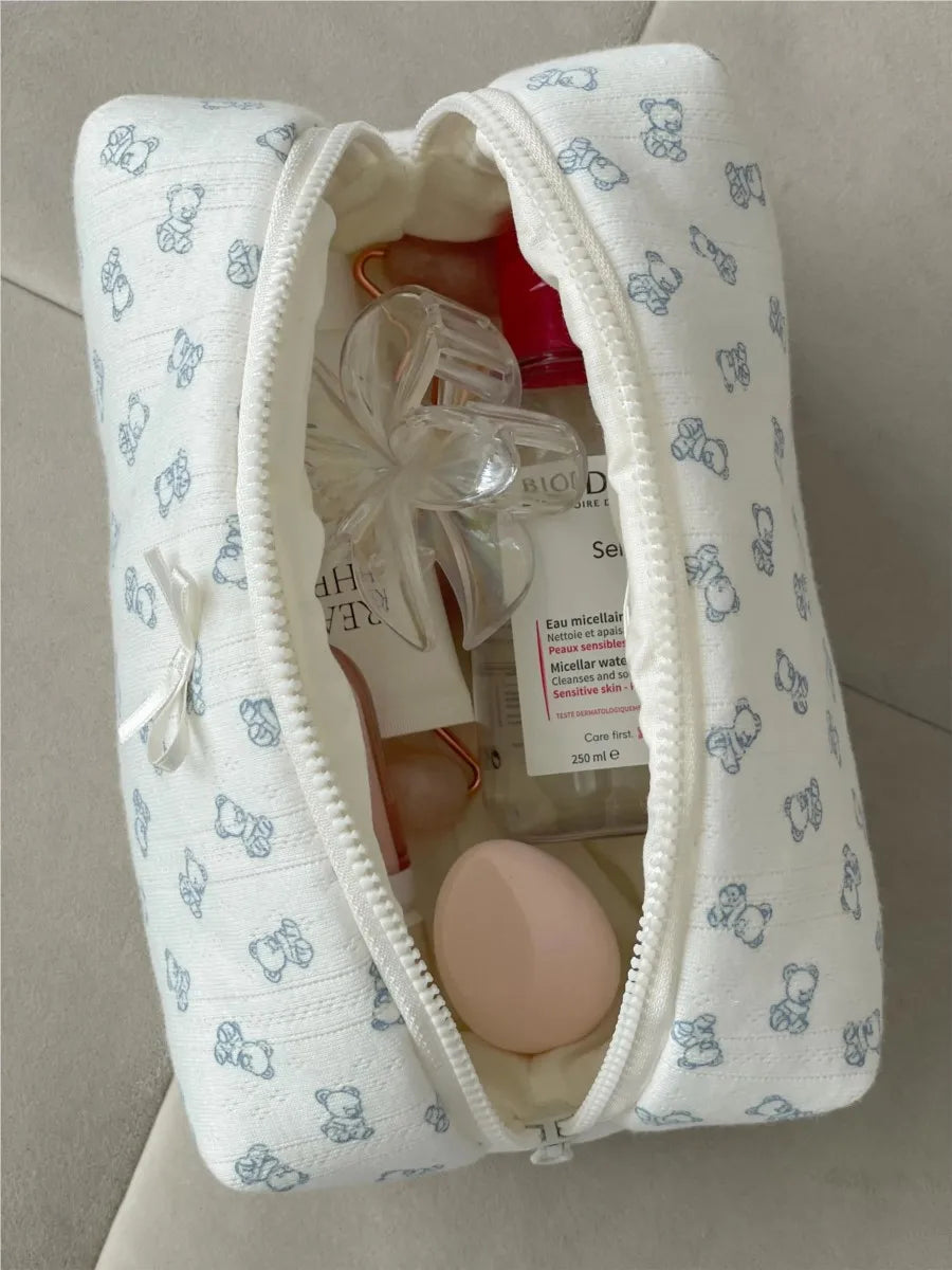 Sweet Little Bear Makeup Bag Women New Simple Zipper Student Pencil Bag Femme Casual Chic Cute High Quality Mini Bags Y2K