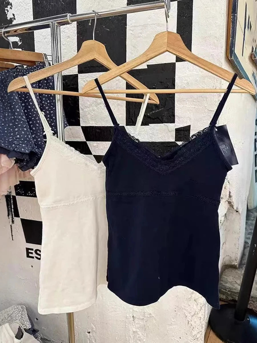 Sweet White Bow Lace Trim Slim Tank Tops Women Casual Vintage V-Neck Sleeveless Cotton Cropped Vest Chic Streetwear Crop Top Y2K