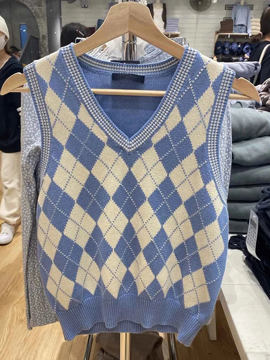 Argyle V-neck Knitted Vests Women Autumn Cotton Soft Casual Sleeveless Pullover Tank Tops Vintage Streetwear Chic Slim Sweaters