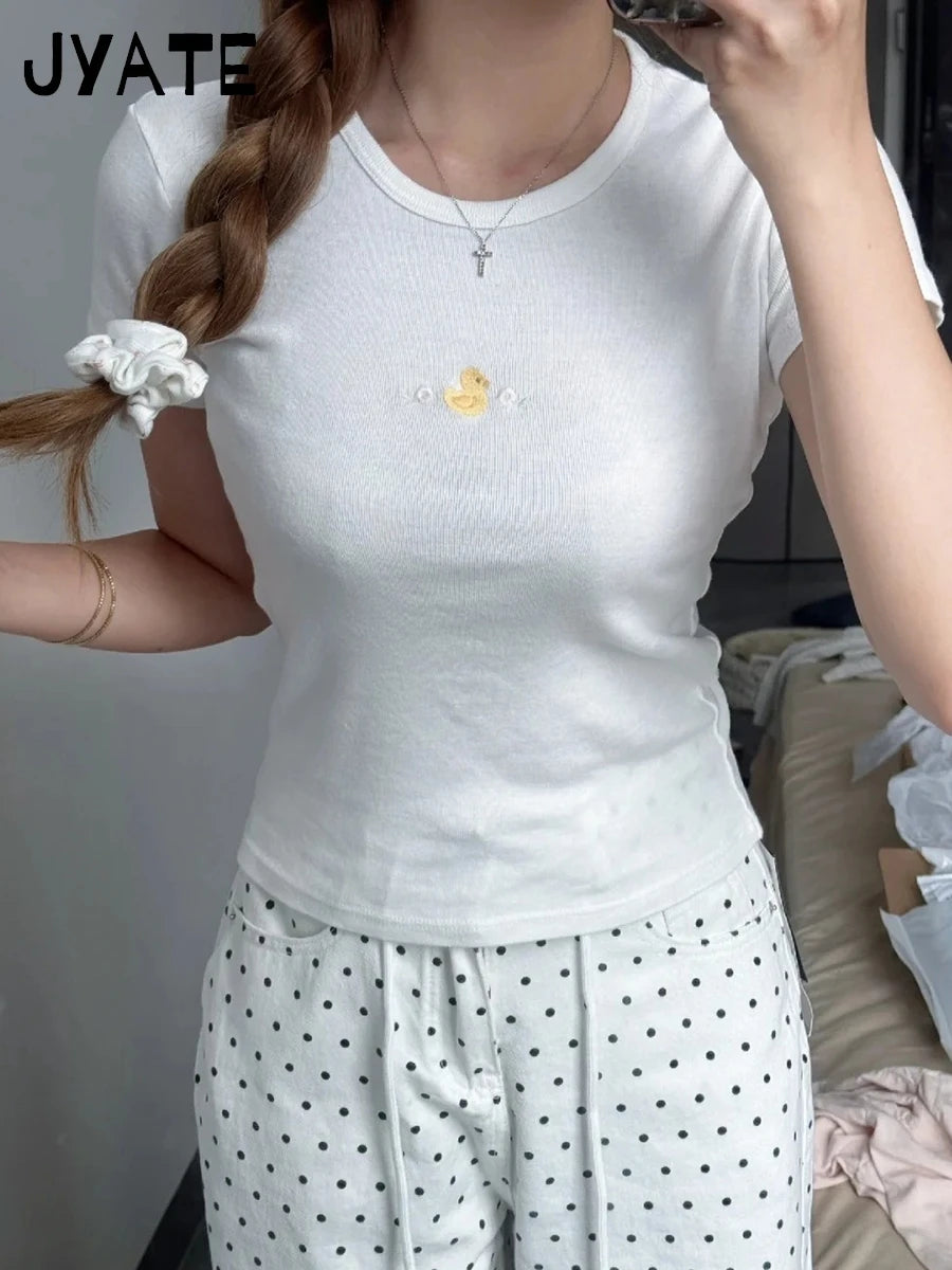 Cute Cartoon Yellow Little Duck Embroidery T-shirts Women White Cotton Casual Slim Short Sleeve Tees Sweet Y2K Vintage Crop Tops