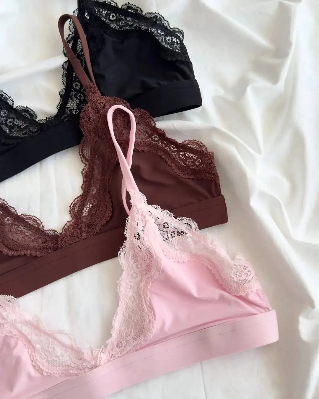 Lace V-neck Bra Set Women Summer Chic Gorgeous Breathable and Skin-friendly Lingerie Sets Sweet Chic Solid underwear Outfit