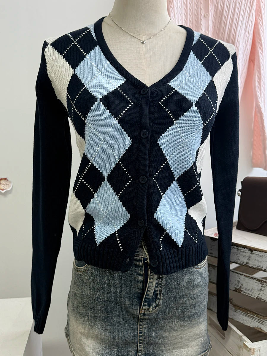 Diamond Jacquard Button Sweater Coat Women Autumn New Casual Slim Cotton O-neck Casual Jumper Tops Sweet Preppy Style Cardigan