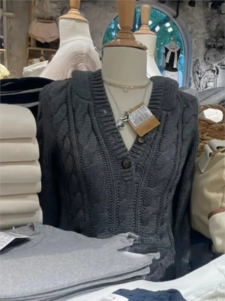 Chic Twist Flower Buttons Slim Sweater Women Autumn Solid Pocket Hooded Long Sleeve Knitted Hoodie Vintage Simple Sweaters New