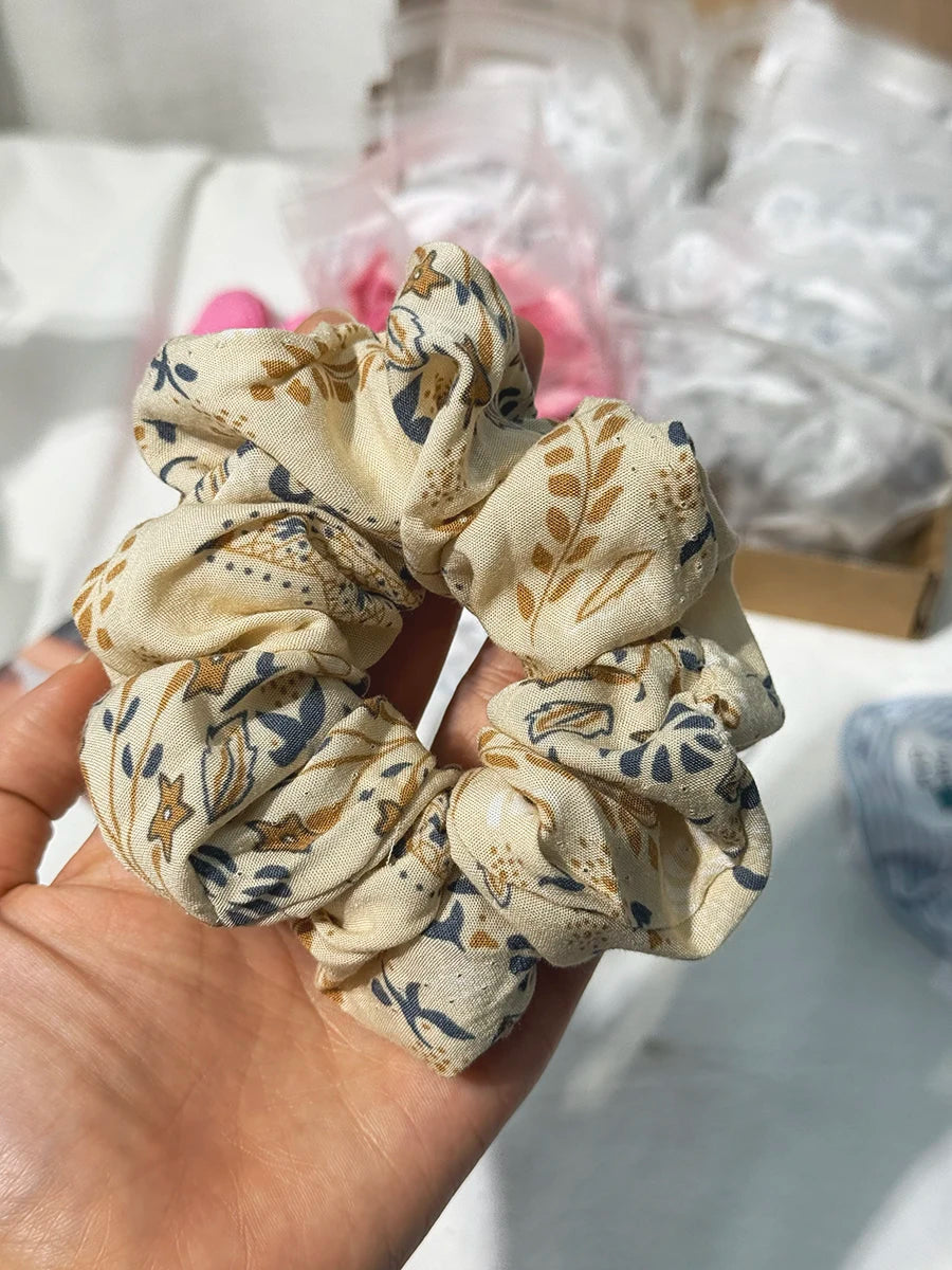 2PCS/Set Elastic Hair Bands Women Handmade and Custom-made Multicolor Large Scrunchie Sweet Cute Hair Accessories
