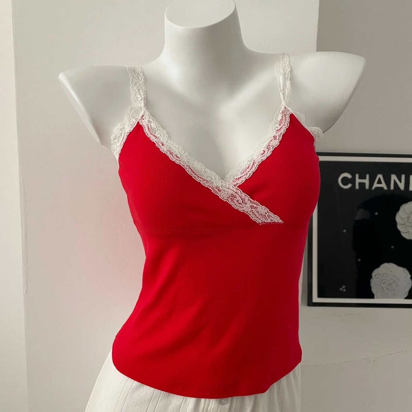 Lace Trim V-neck Sleeveless Vests Women Summer New Sexy Solid Cotton All-match Slim Tank Tops Cute Preppy Style Sweet Camis Y2K