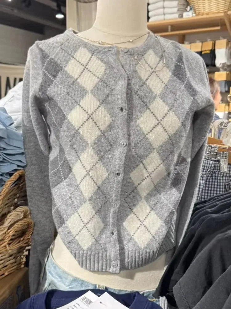 Diamond Jacquard Button Sweater Coat Women Autumn New Slim Cotton O-neck Casual Jumper Tops Sweet Chic Preppy Style Cardigan