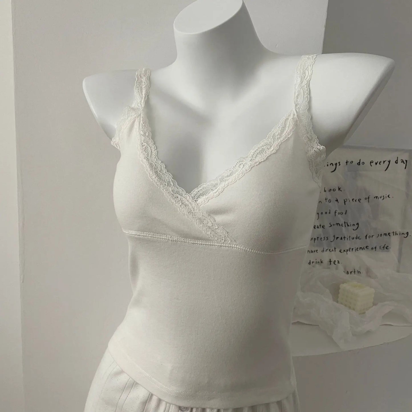 Lace Trim V-neck Sleeveless Vests Women Summer New Sexy Solid Cotton All-match Slim Tank Tops Cute Preppy Style Sweet Camis Y2K