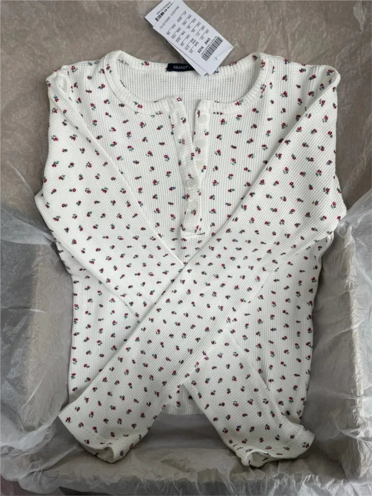 Floral Print Waffle T-Shirt Women Autumn Buttons Round Neck Cotton Slim Long Sleeve Tee Top Vintage Cute Preppy Style Y2K Tshirt