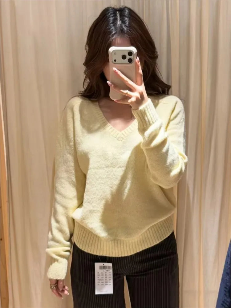 Yellow Sweater Woman Spring Casual Sweet V-neck Long Sleeve Knitted Pullover Cute Simple Preppy Style Sweaters Chic Y2k Jumpers