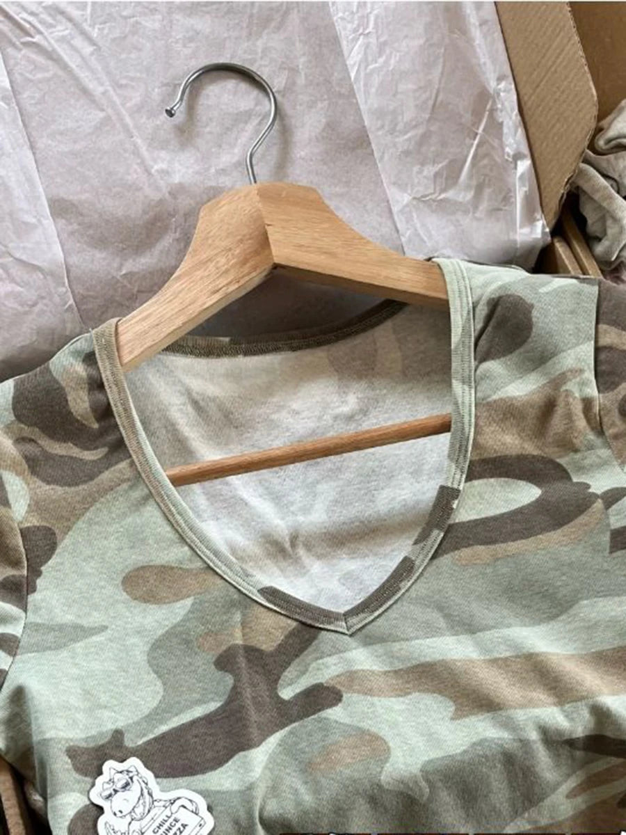 Camouflage Slim T-shirt Woman Summer Vintage Cotton Short Sleeve Tee Shirts Female Casual Streetwear V-neck Tshirts Tops Y2k