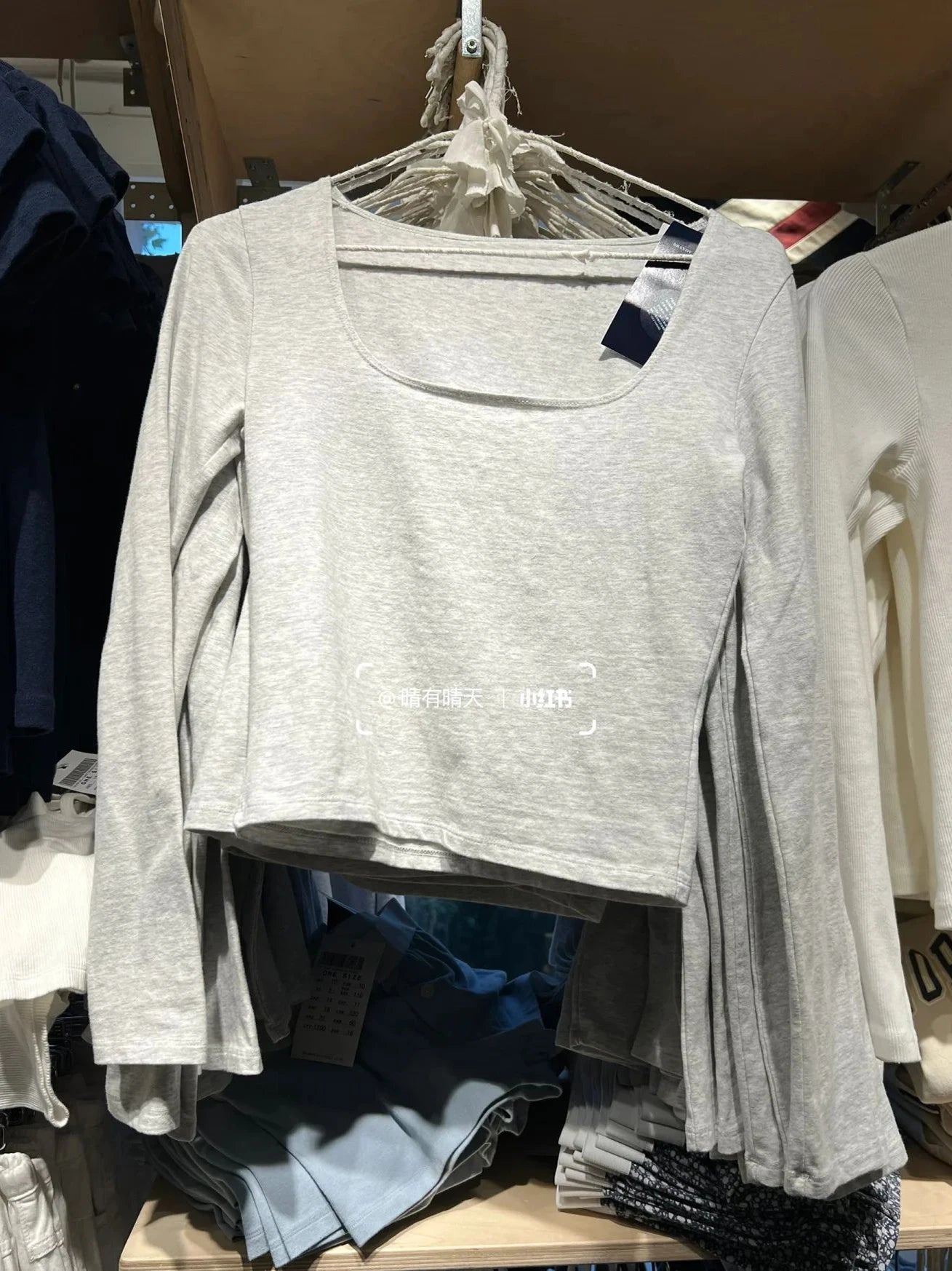 Gray Slim Long Sleeve T-shirt Woman Autumn Simple Basic Square Neck Cotton Cropped Tees Clothes Vintage Sweet Cute Crop Top Y2K