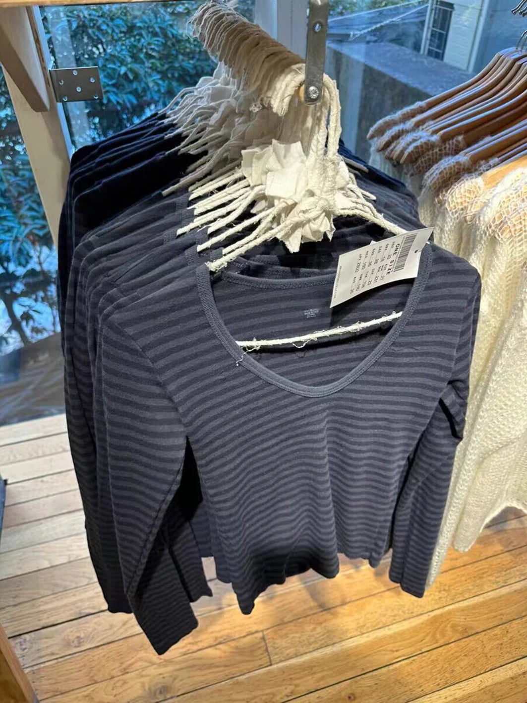 Striped Slim Long Sleeve T-shirt Women Spring V-Neck Cotton Preppy Style Casual Tee Shirts Female Sweet Cute Vintage Y2K Tops