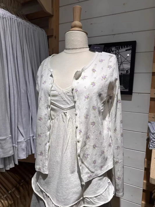 Eyelet Floral Print Slim T-shirt Women Preppy Style O-neck Single Breasted Cotton Long Sleeve Tee Shirts Cute Vintage Sweet Tops