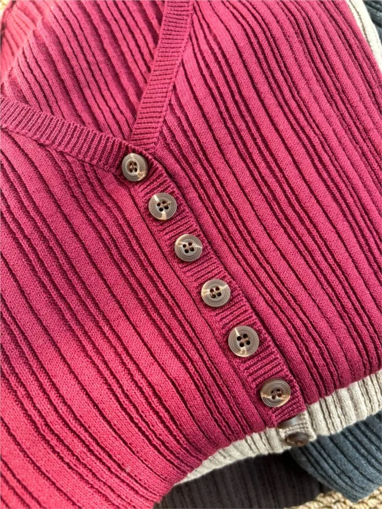 V-neck Knit Buttons T-shirts Women Spring Casual Streetwear Cotton Slim Long Sleeve Tees Sweet Cute Preppy Style T Shirt Y2K