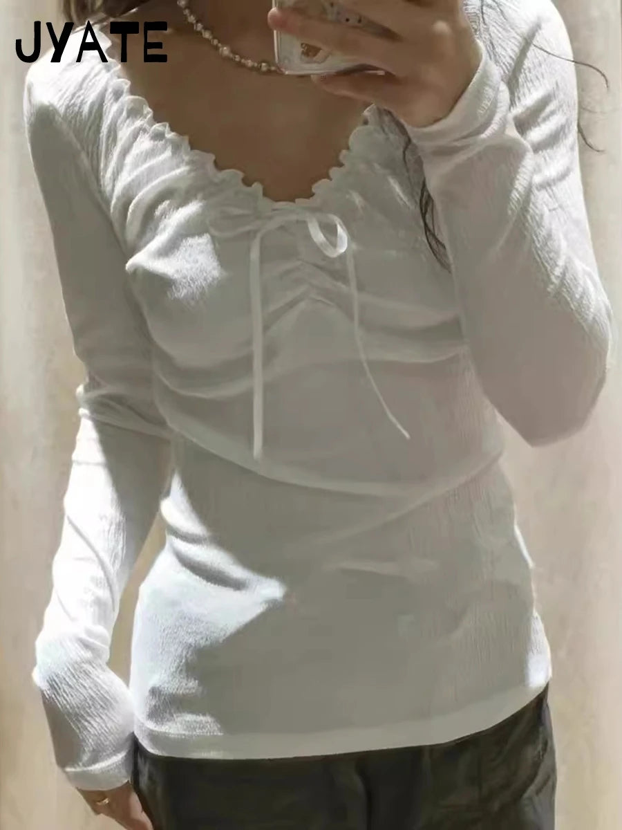 Sweet White Lace-up V-neck Long Sleeve Tees Women Cotton Streetwear Slim Elegant Tops Clothes Female Vintage Chic Cute Tees Y2K