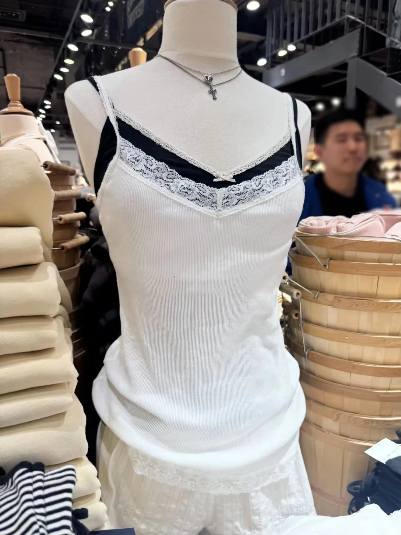 Lace Trim Ribbed Slim Tank Top Women Cute Casual Basic V-neck Cotton Lined Camisole Female Vintage Simple All-match Vest Y2k New