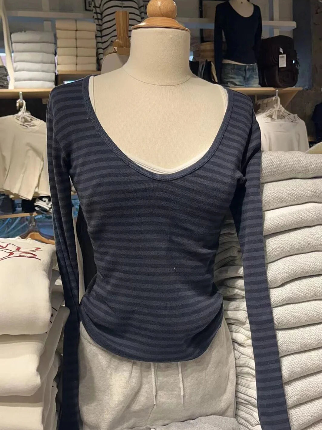 Striped Slim Long Sleeve T-shirt Women Spring V-Neck Cotton Preppy Style Casual Tee Shirts Female Sweet Cute Vintage Y2K Tops