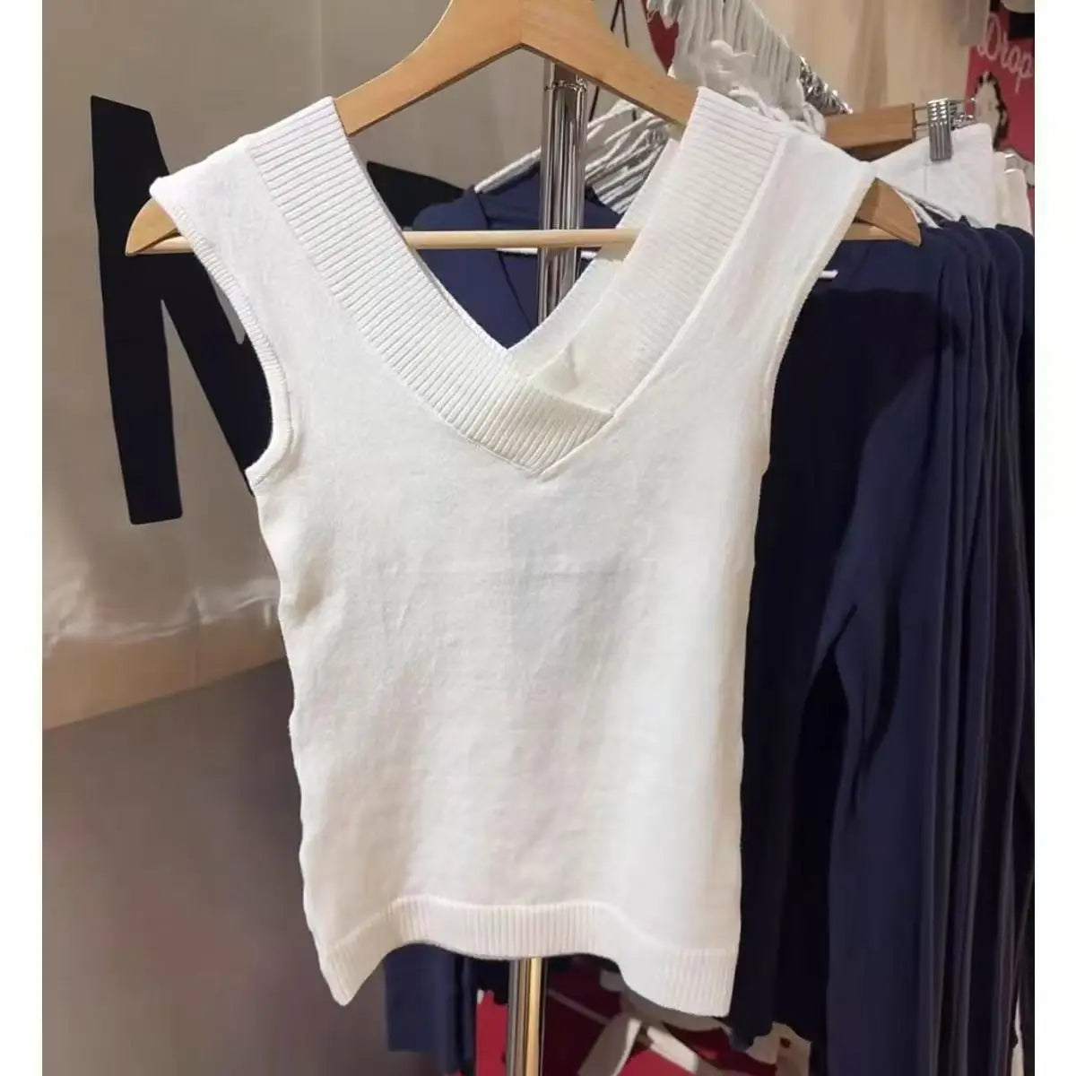 White Knitted V-neck Slim Vest Women Summer Cotton Chic Sweater Sleeveless Tank Tops Female Preppy Style Sweet Crop Top Y2k New