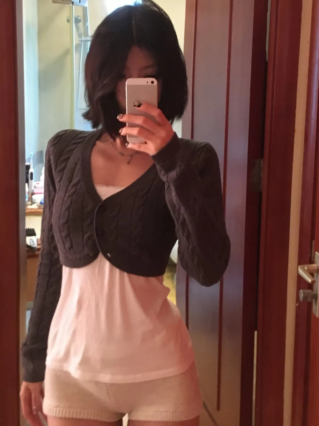 Brown Cropped Knitwear Women Cotton Twisted Flower V-neck Long Sleeve Slim Crop Tops Sweater Vintage Chic Sweater Cardigan Y2K