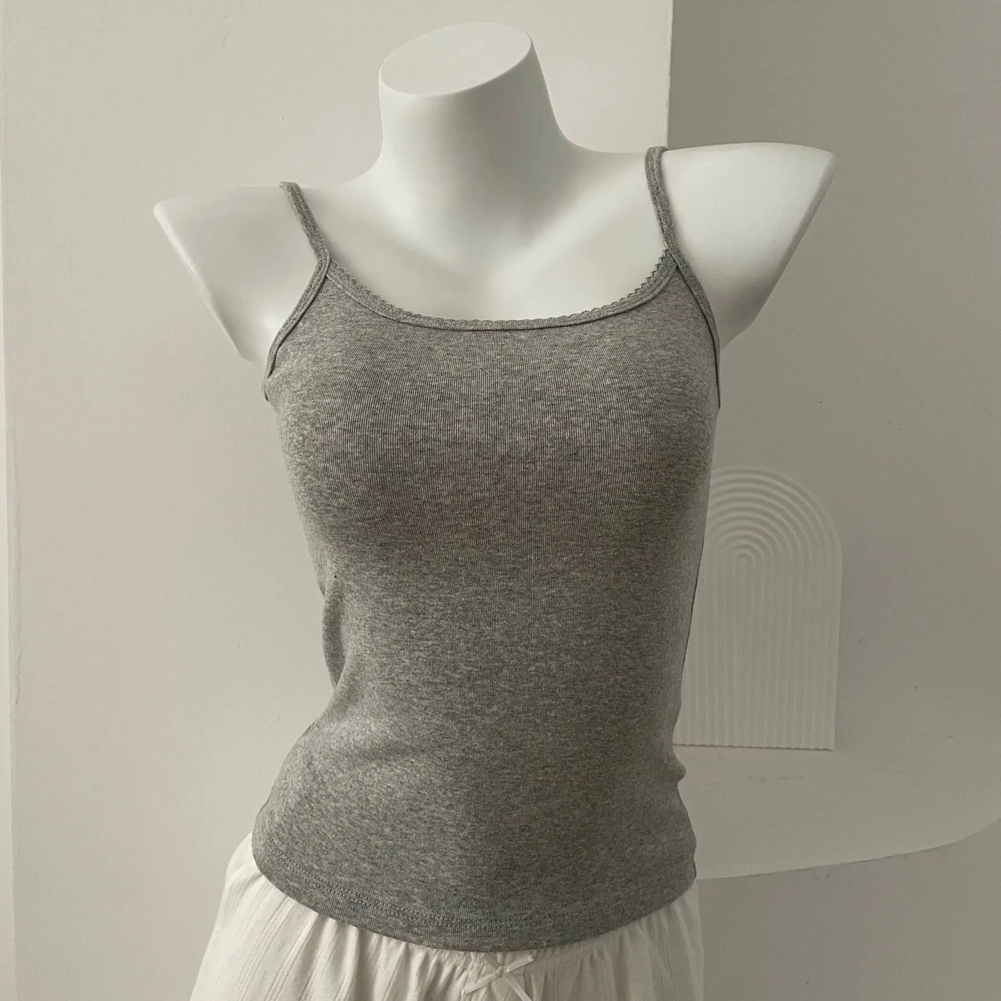 Basic Lace Trim Slim Tank Top Women Summer Casual Sleeveless Cotton Slim U collar Camisole Sweet Cute All-match Vest Tops Y2K