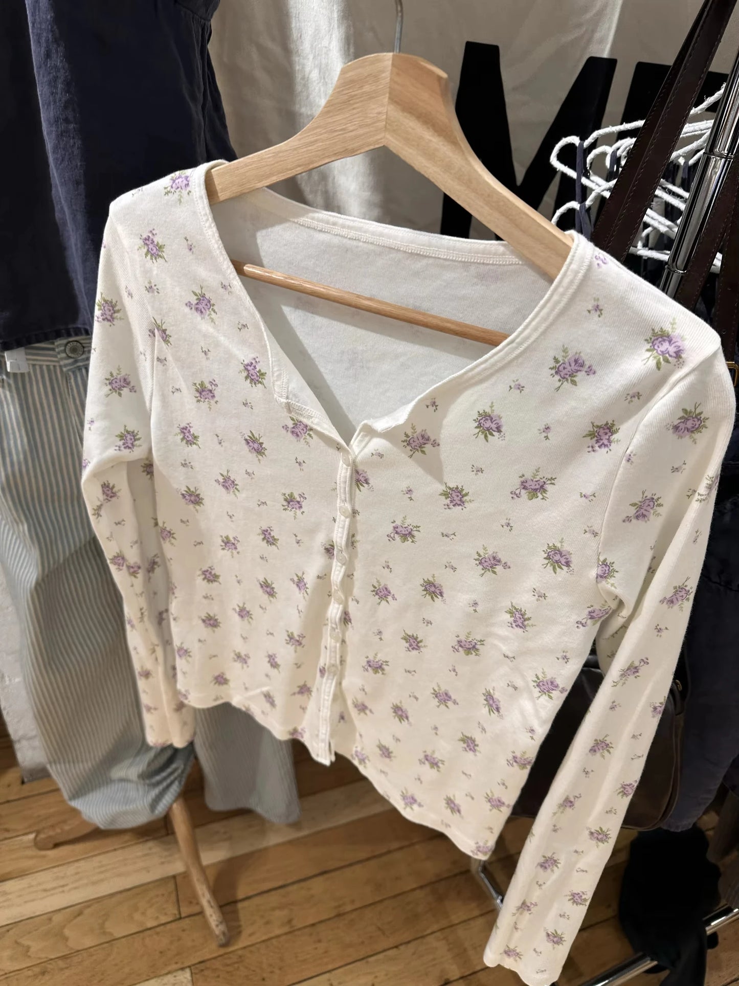 Eyelet Floral Print Slim T-shirt Women Preppy Style O-neck Single Breasted Cotton Long Sleeve Tee Shirts Cute Vintage Sweet Tops