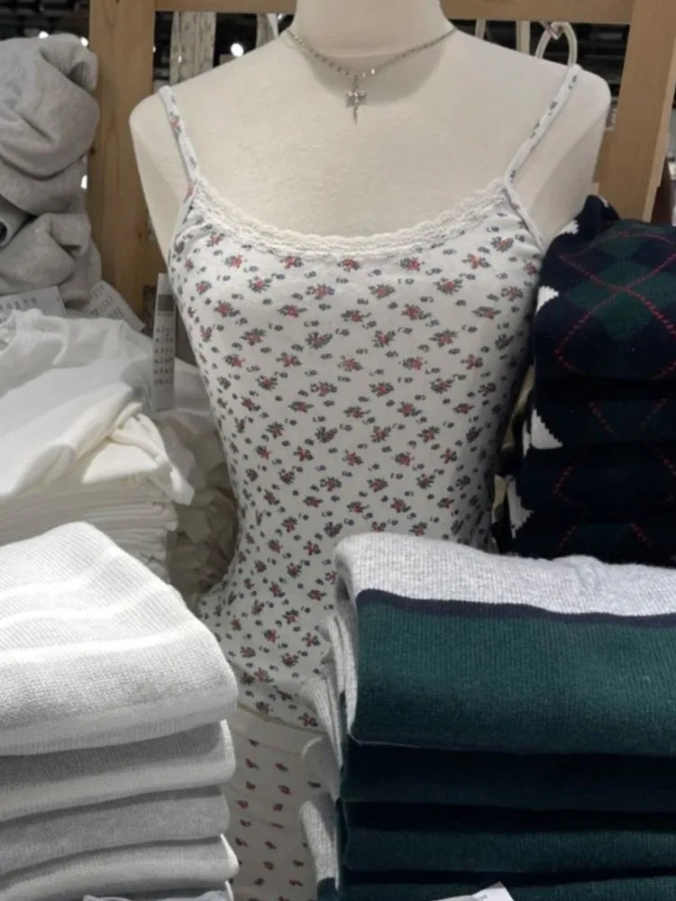 Red Floral Eyelet Slim Tank Top Women Spring Lace Trim Sleeveless Cotton Crop Tops Casual Sweet Cute Preppy Style Y2K Camisole