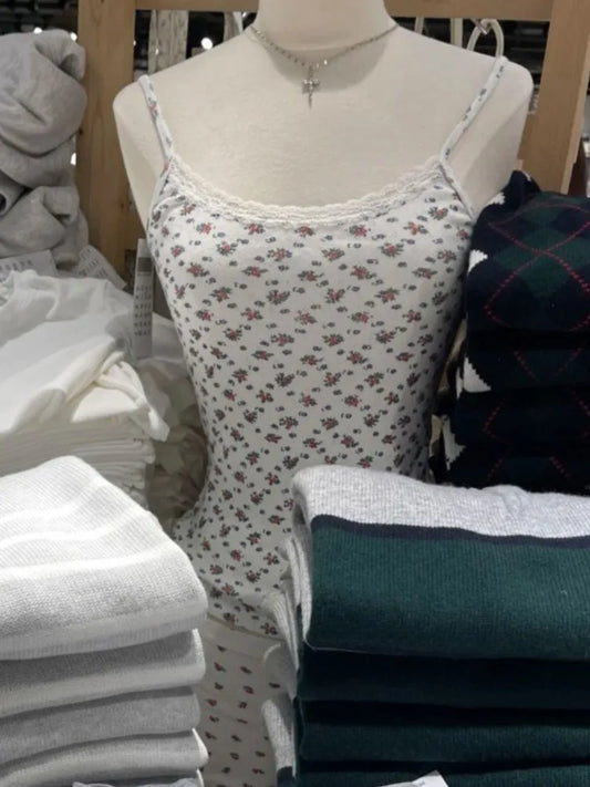 Red Floral Eyelet Slim Tank Top Women Spring Lace Trim Sleeveless Cotton Crop Tops Casual Sweet Cute Preppy Style Y2K Camisole
