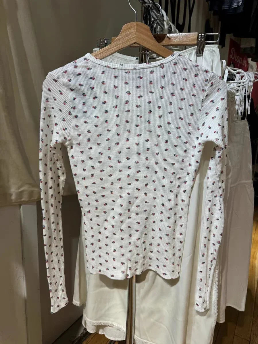 Red Floral Waffle Long Sleeve T-Shirt Women Autumn Buttons O-Neck Cotton Slim Tee Shirts Harajuku Sweet Vintage Tshirt Y2k Tops